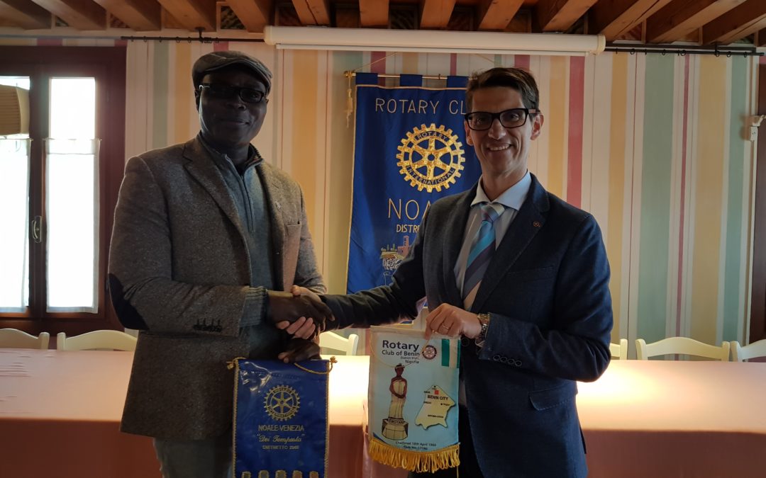 Il Rotary connette il mondo: Emanuel del Rotary Nigeria